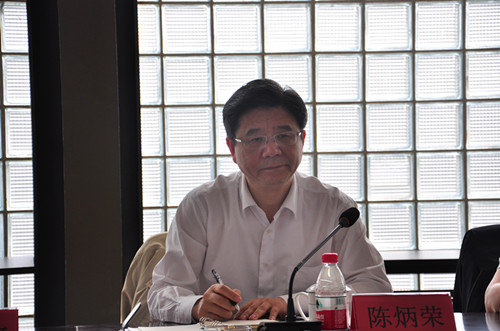 宁波市经信委主任陈炳荣调研爱游戏体育平台大厅-爱游戏（中国）和物联网产业园：时隔一年变化显著