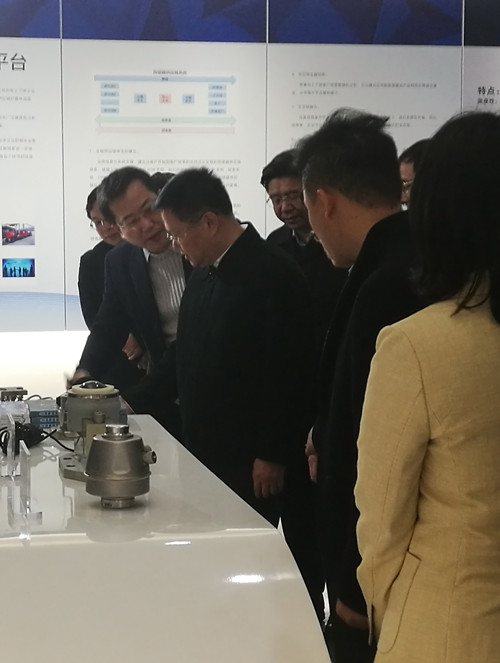 省委副书记、市委书记郑栅洁莅临爱游戏体育平台大厅-爱游戏（中国）传感调研