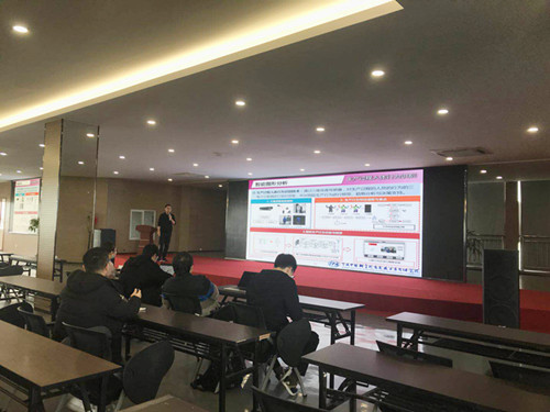 中柯大数据公司信研院团队来爱游戏体育平台大厅-爱游戏（中国）技术交流，开展人工智能、大数据培训