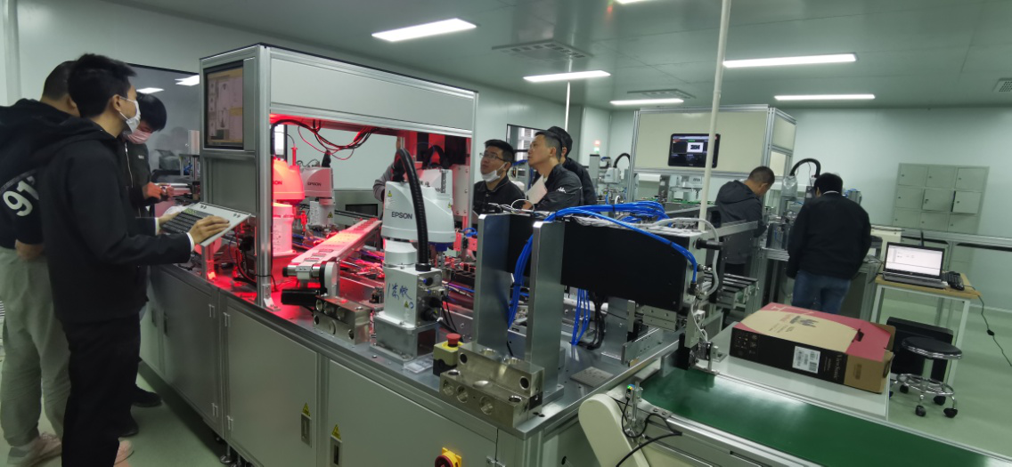 郑州爱游戏体育平台大厅-爱游戏（中国）完成生产设备安装调试，为项目全面投产护航