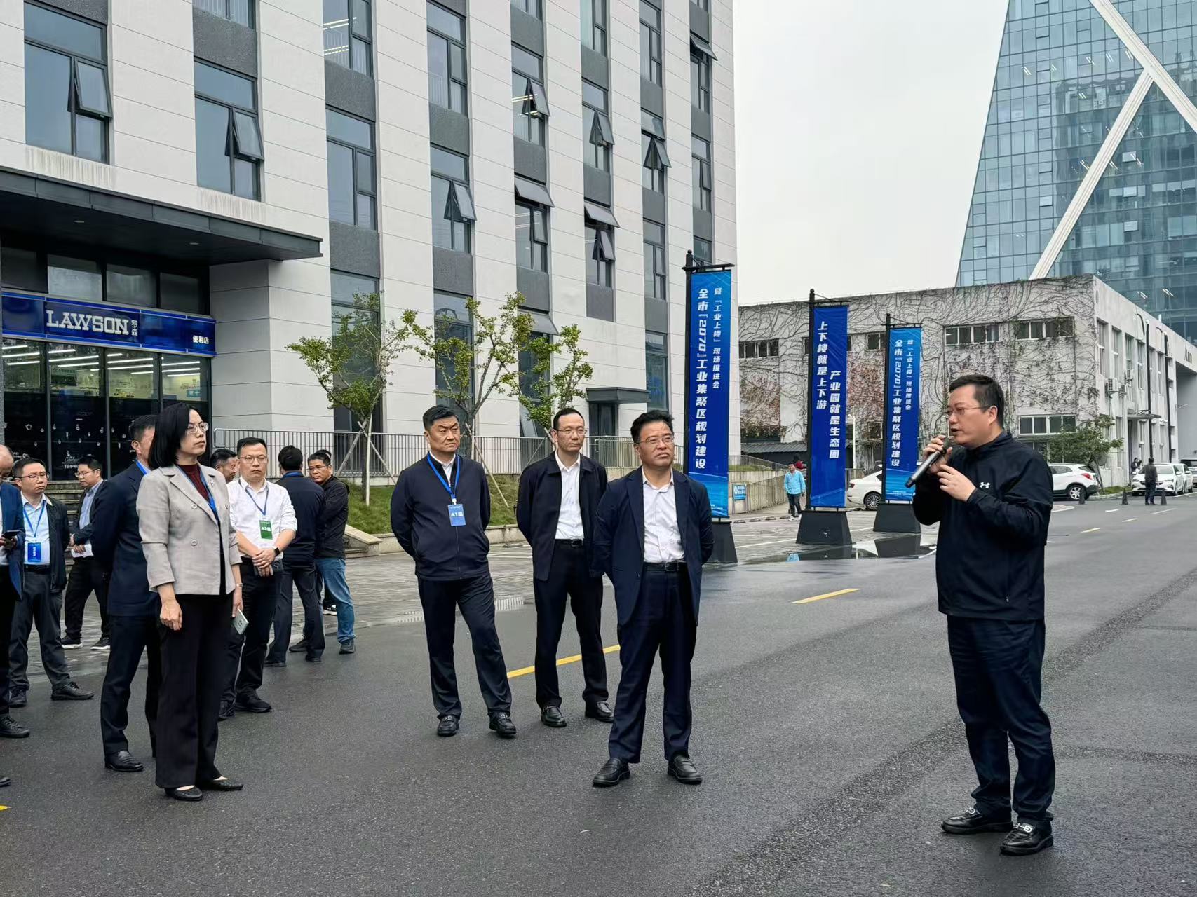 耦合共生丨培育产业森林，爱游戏体育平台大厅-爱游戏（中国）“工业上楼”新路径