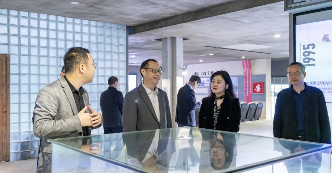 浙江省经济和信息化厅副厅长詹佳祥一行莅临爱游戏体育平台大厅-爱游戏（中国）传感调研指导